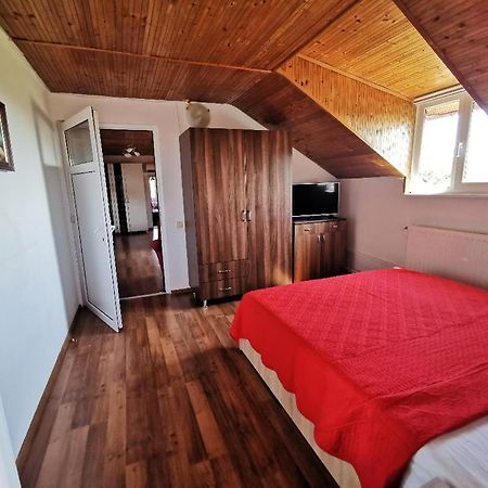 Casa Carla-Maria Apartment Deva Ngoại thất bức ảnh