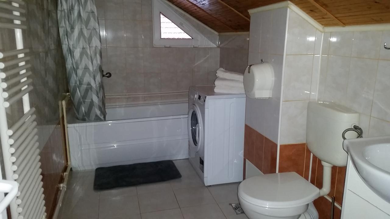 Casa Carla-Maria Apartment Deva Ngoại thất bức ảnh