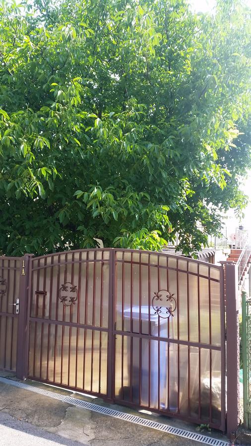 Casa Carla-Maria Apartment Deva Ngoại thất bức ảnh