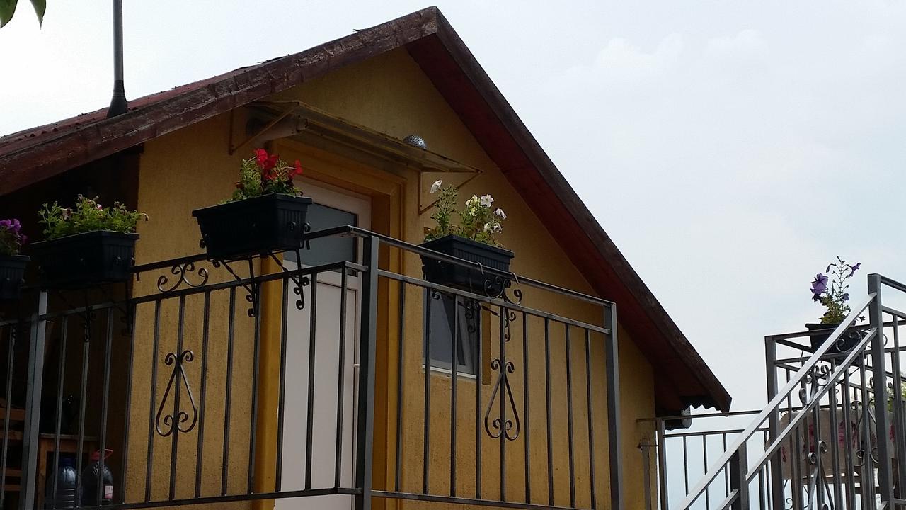 Casa Carla-Maria Apartment Deva Ngoại thất bức ảnh